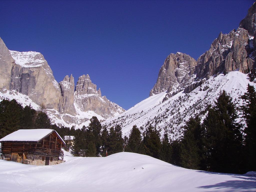 Rifugio Gardeccia Huette Pozza di Fassa Exterior photo