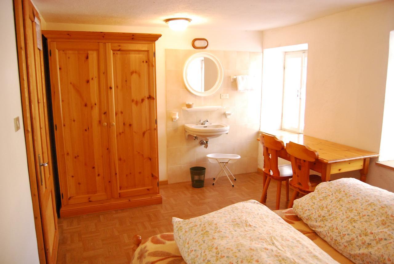 Rifugio Gardeccia Huette Pozza di Fassa Room photo